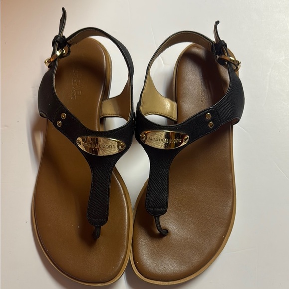 Michael Kors sandals - Picture 1 of 5